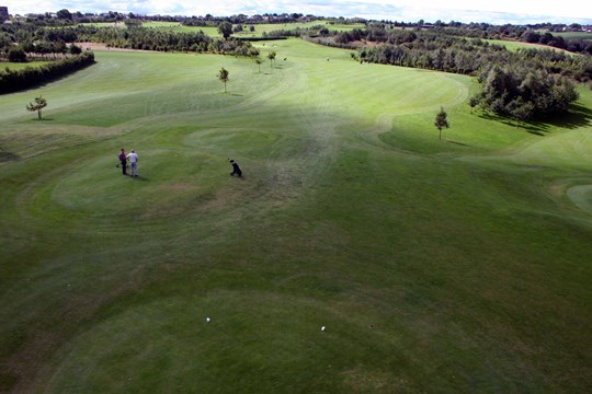 Tees from above on the 4th hole